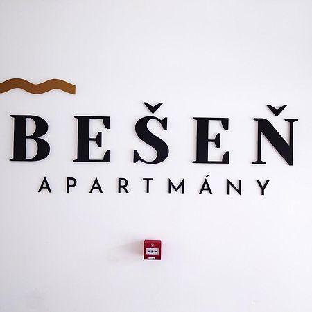 Apartman Nad Riekou Bešeňová エクステリア 写真